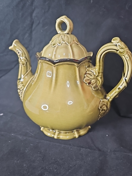 Vintage Metlox Other - Vintage Metlox Olive Green Ceramic Teapot - Home Art